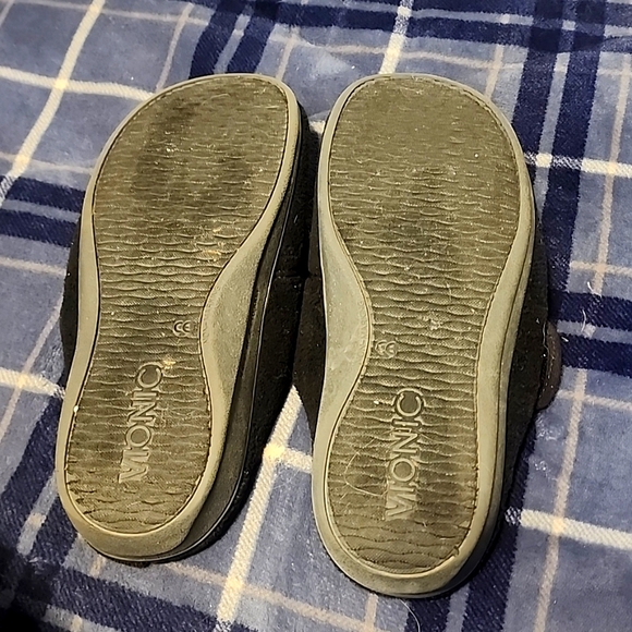 Vionic Sadie slippers/clogs - Picture 5 of 5